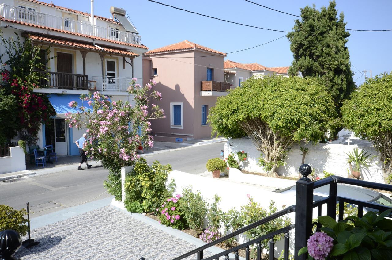 Hotel La Plage Kokkari Exteriér fotografie